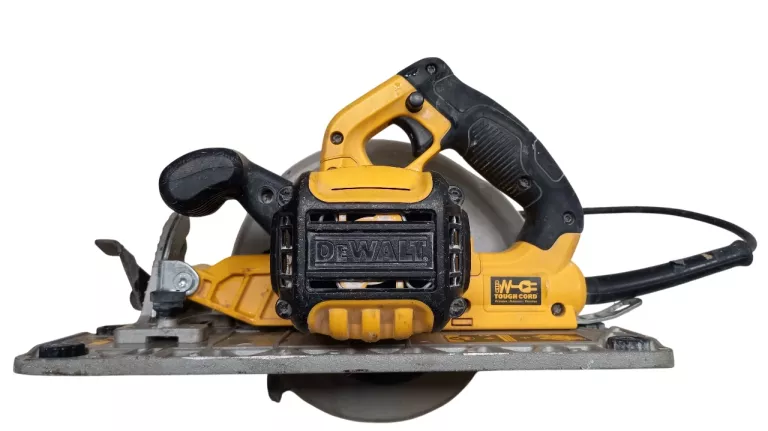 PIŁA TARCZOWA DEWALT DWE576-QS 1600W