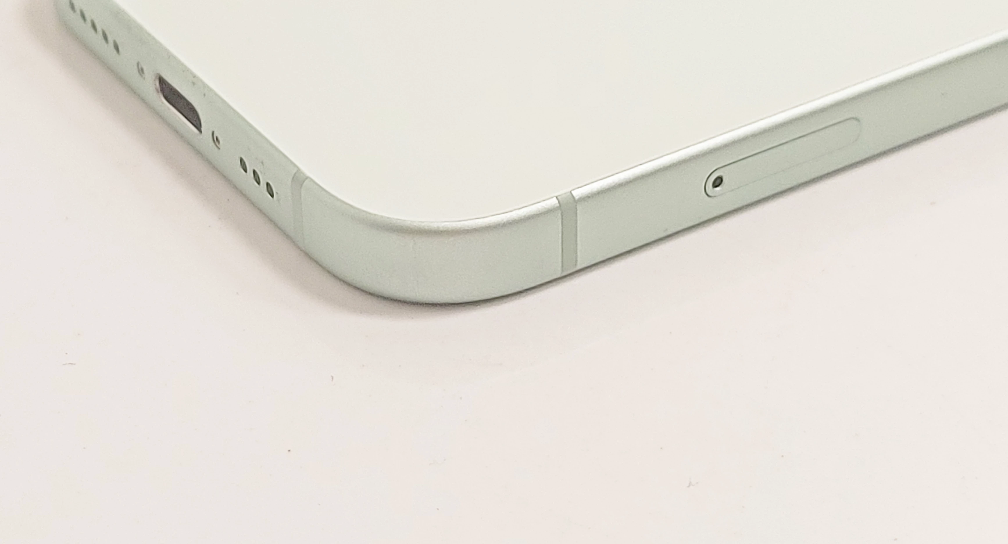 telefon-iphone-15-128gb-100-pamiec-ram-202865-214117