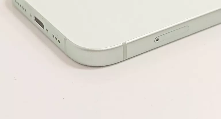 TELEFON IPHONE 15 126GB 100%