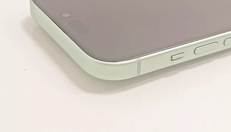 TELEFON IPHONE 15 126GB 100%