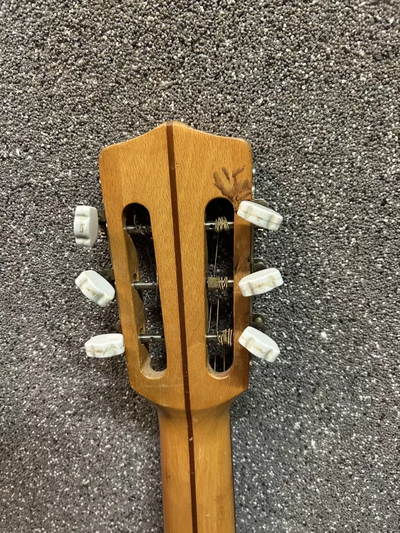 GITARA KLASYCZNA NO NAME