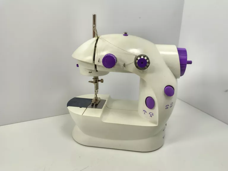 ZESTAW MINI MASZYNA DO SZYCIA NA 230V LUB BATERIE TURYSTYCZNA