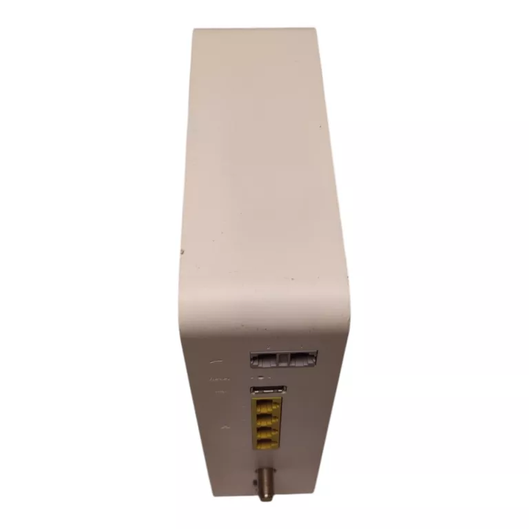 ROUTER TECHNICOLOR CGA2121