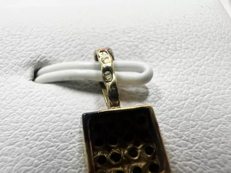 mala-zawieszka-z-cyrkoniami-585-119g-ean-gtin-5905868205466