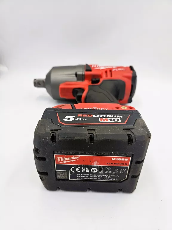 KLUCZ UDAROWY MILWAUKEE M18 ONEFHIWF34 + AKU 5.0 AH