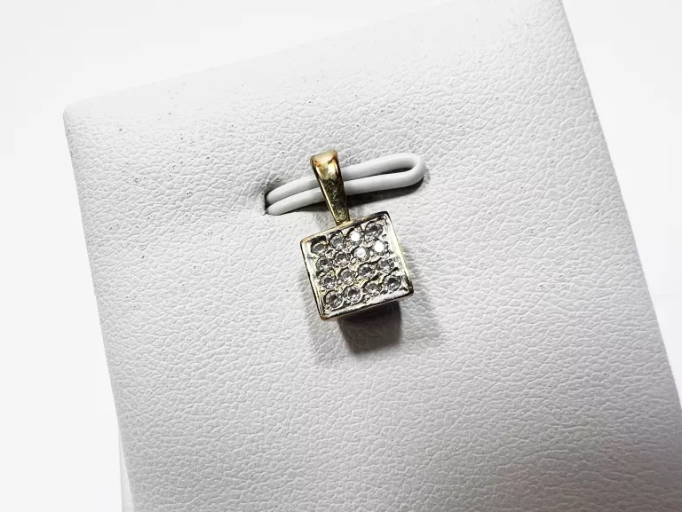 mala-zawieszka-z-cyrkoniami-585-119g-kamien-17088-524288