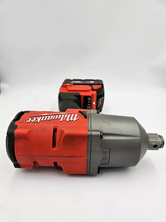 KLUCZ UDAROWY MILWAUKEE M18 ONEFHIWF34 + AKU 5.0 AH