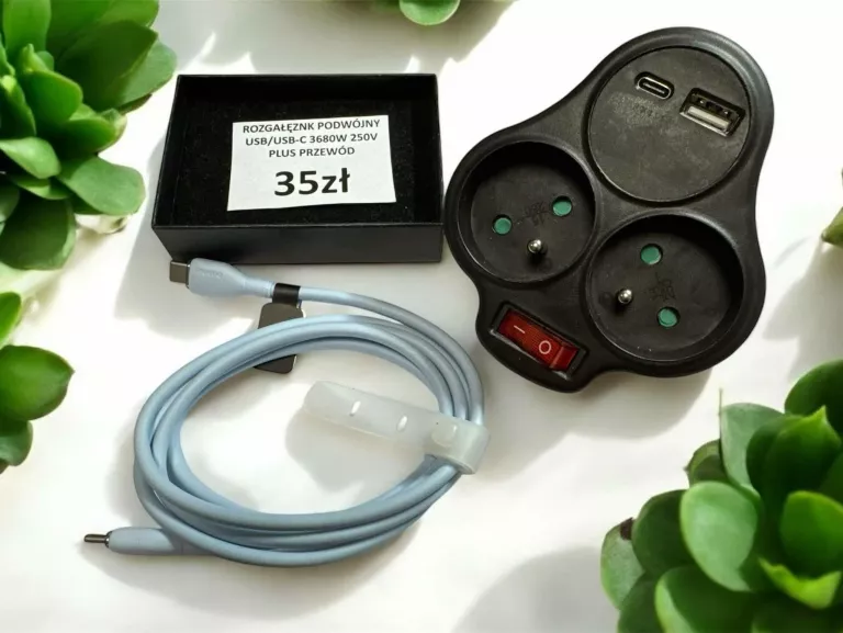 ROZGAŁĘZNK PODWÓJNY USB/USB-C 3680W 250V PLUS PRZEWÓD