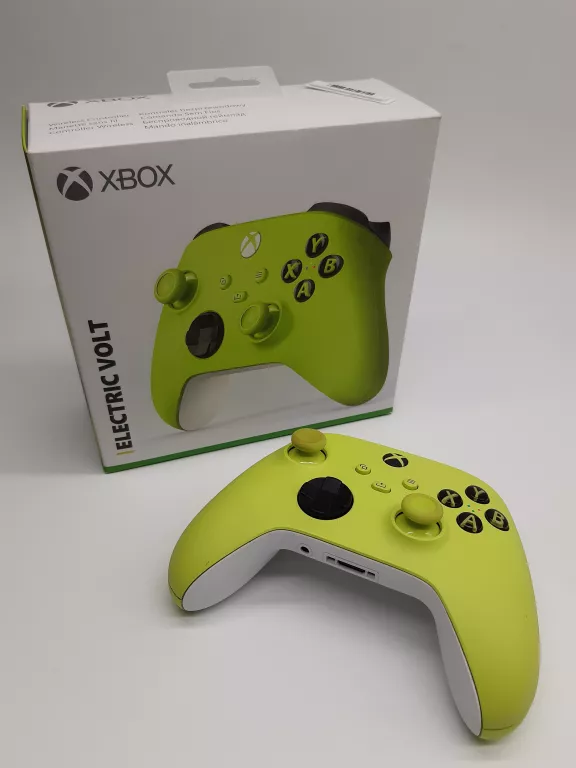 KONTROLER MICROSOFT BEZPRZEWODOWY PAD XBOX SERIES ELECTRIC VOLT