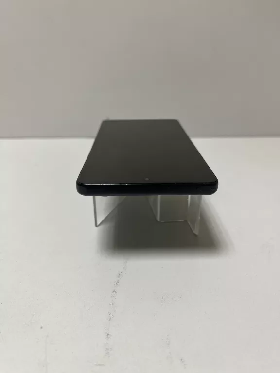 TELEFON MOTOROLA EDGE 20