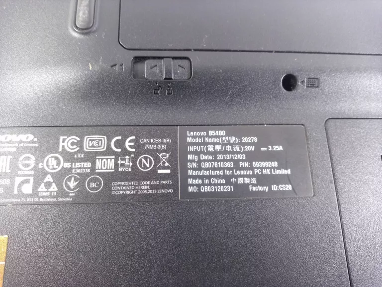LAPTOP LENOVO B5400 PENTIUM 3550M/ 8 RAM/ 450 GB HDD + ZAS + TORBA