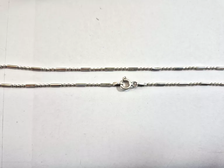 PIĘKNY SREBRNY ŁAŃCUSZEK 2,92 G 925