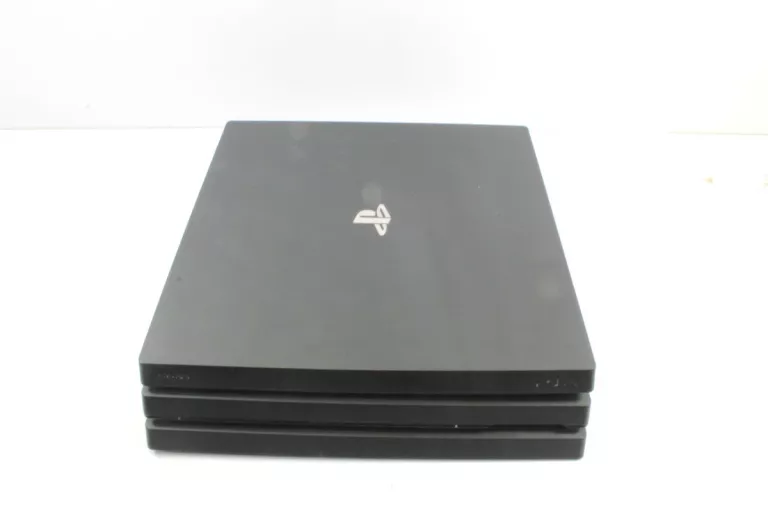 KONSOLA PLAYSTATION 4 PRO