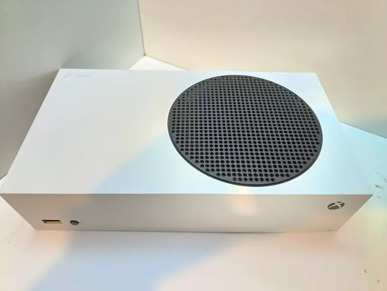 KONSOLA - XBOX SERIES X/S 500GB + PAD + OKABLOWANIE / PUDEŁKO