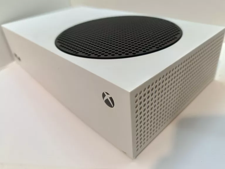 KONSOLA - XBOX SERIES X/S 500GB + PAD + OKABLOWANIE / PUDEŁKO