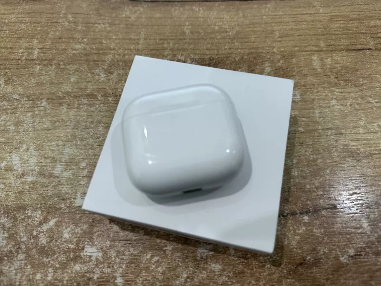 SŁUCHAWKI AIRPODS 4 KARTONIK GWARACNJA