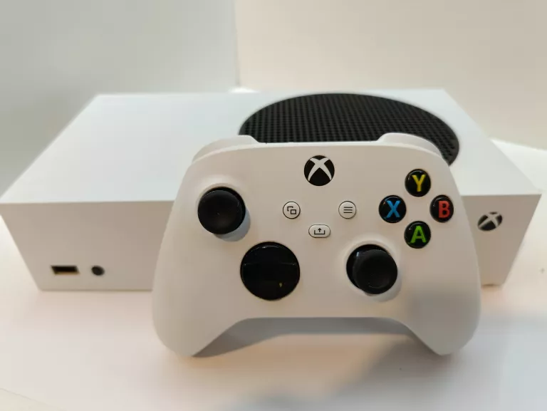 KONSOLA - XBOX SERIES X/S 500GB + PAD + OKABLOWANIE / PUDEŁKO