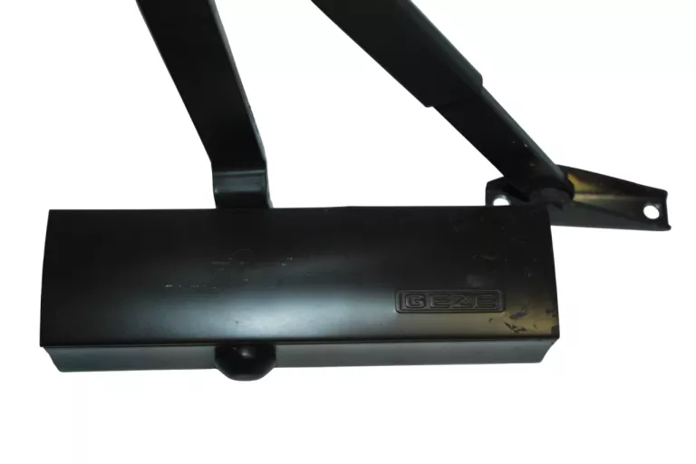 geze-domykacz-do-drzwi-maksymalna-szerokosc-drzwi-11000