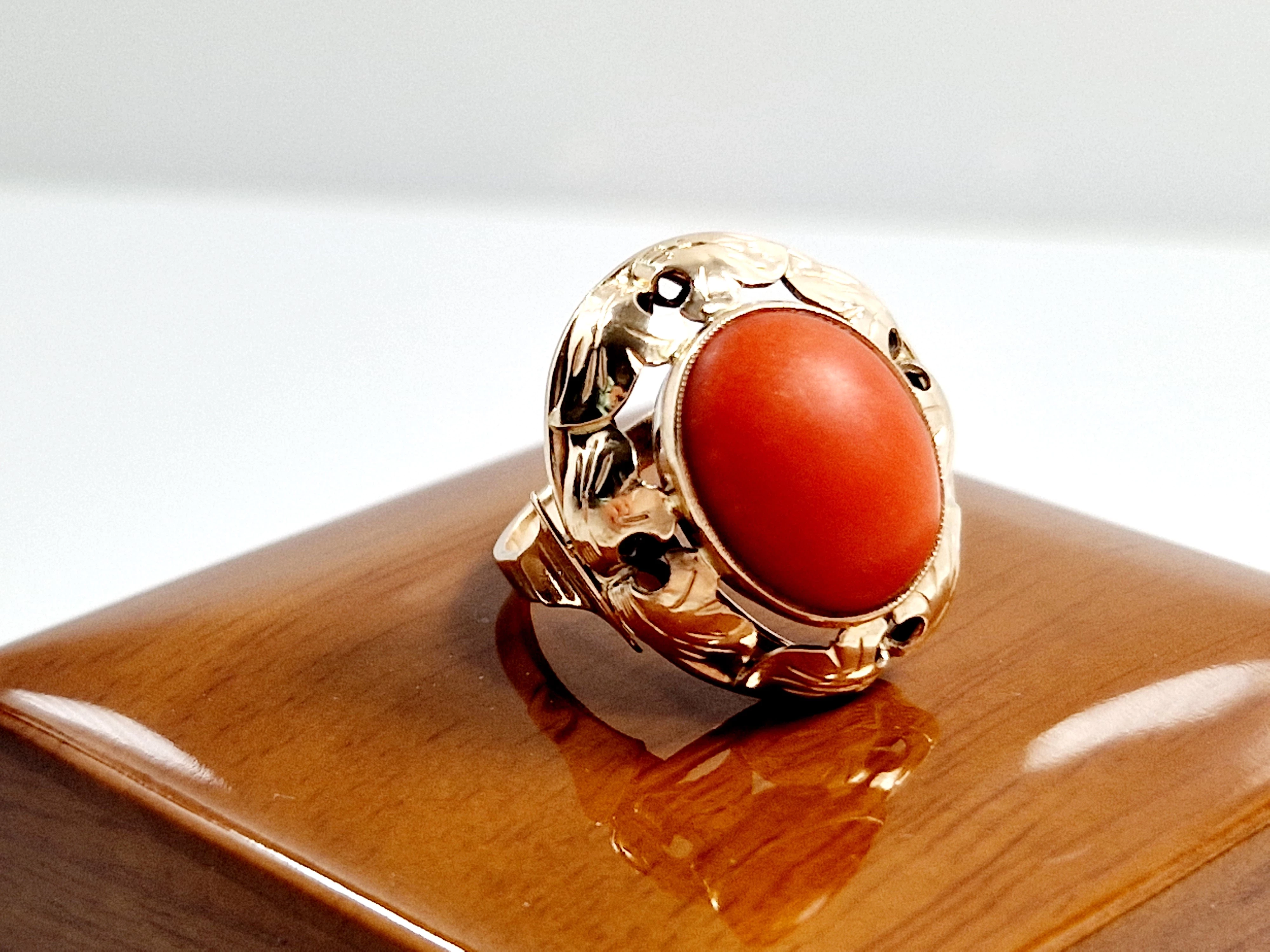 zloty-pierscionek-z-koralem-585-730g-r18-waga-237