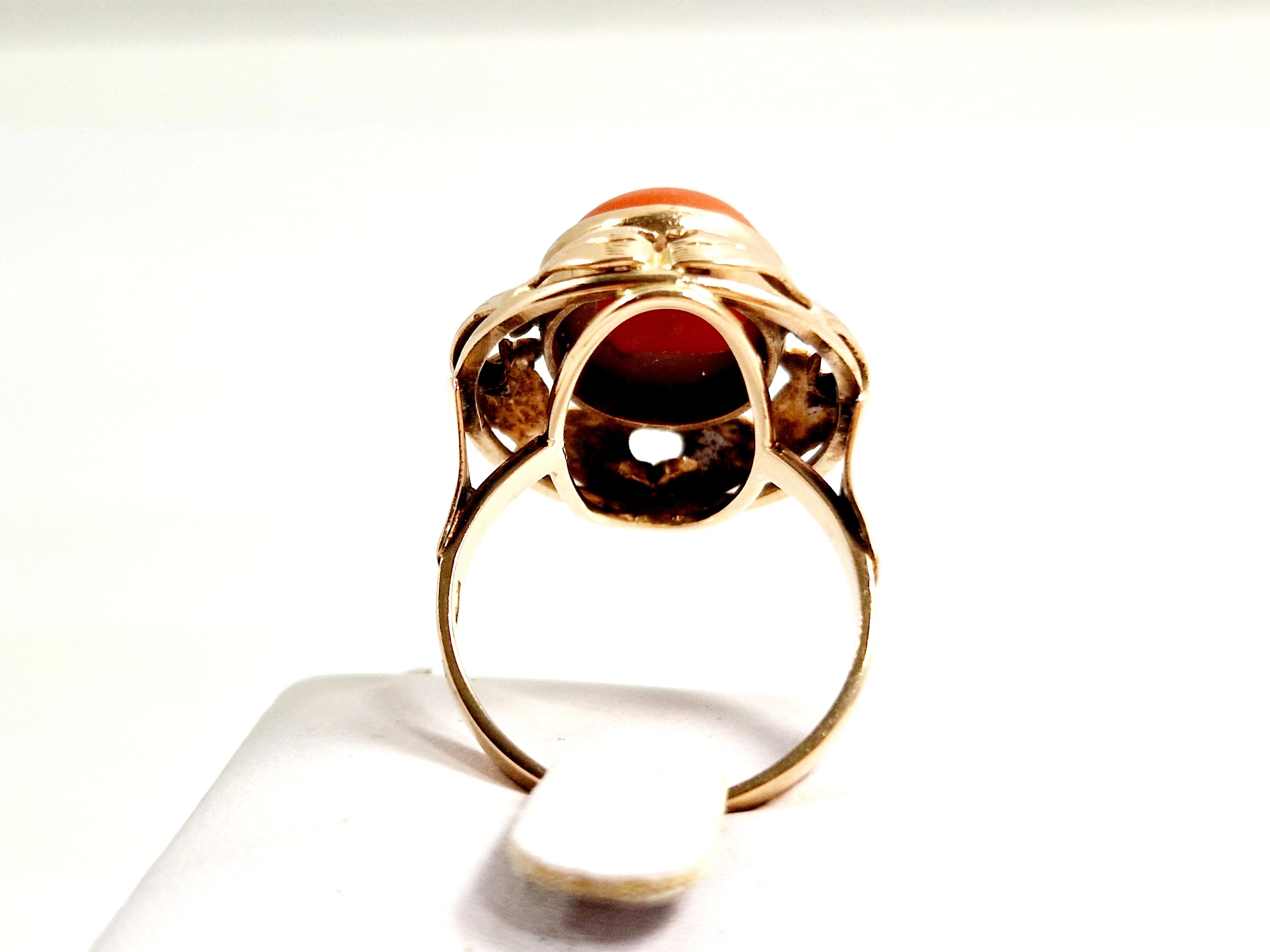 zloty-pierscionek-z-koralem-585-730g-r18-ean-gtin-8431777768503