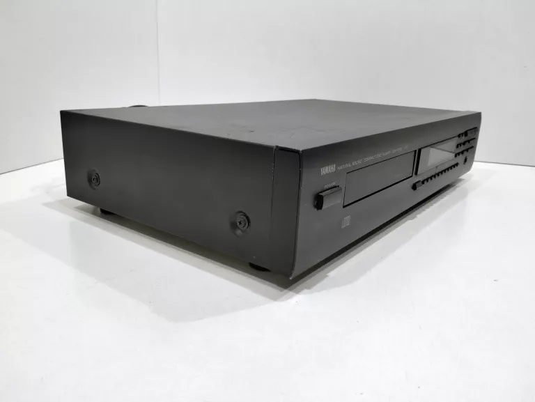 ODTWARZACZ CD YAMAHA CDX-530E  CZARNY