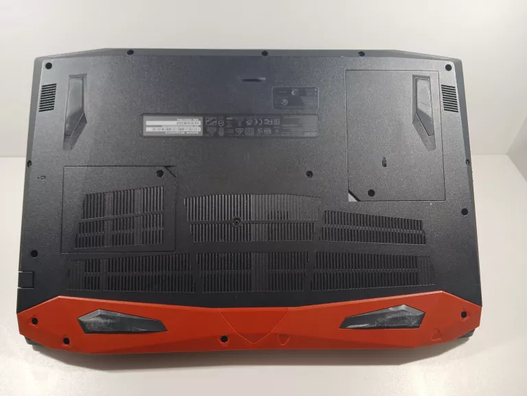 laptop-acer-n18i3-predator-helios-300-geforce-gtx-intel-core-i5-rodzaj-karty-graficznej-1234-1