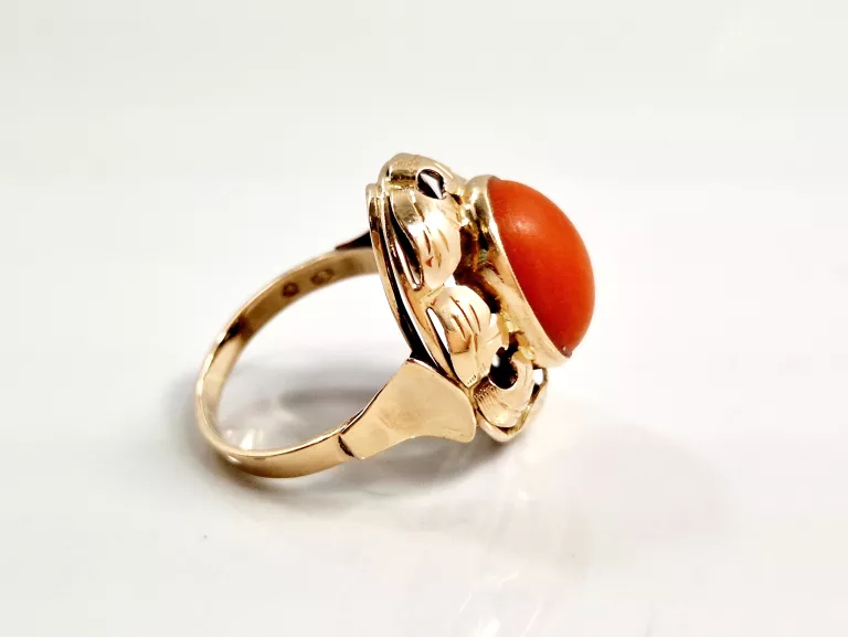 zloty-pierscionek-z-koralem-585-730g-r18-marka-226434-315782