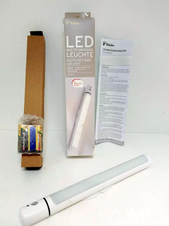 WIELOFUNKCYJNA LAMPKA LED TCHIBO