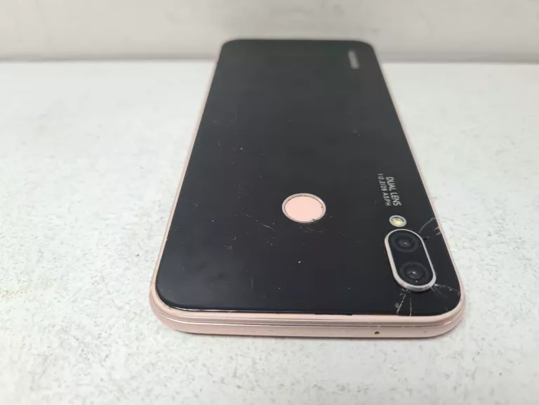 TELEFON HUAWEI P20 LITE