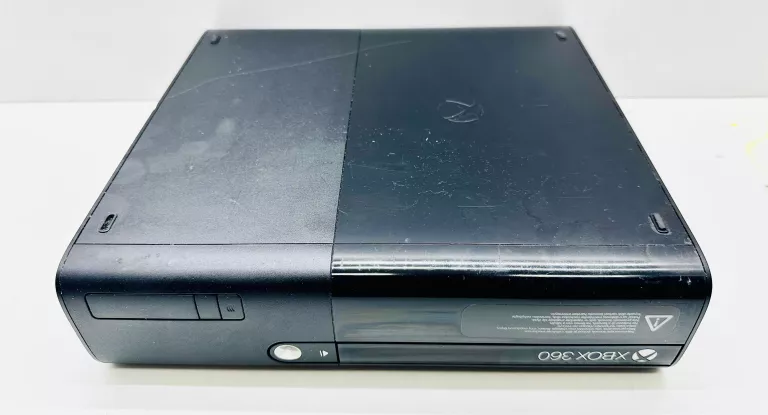 KONSOLA XBOX 360 500GB W PUDELKU+ OKABLKOWANIE+PAD+KINEKT+ GRA