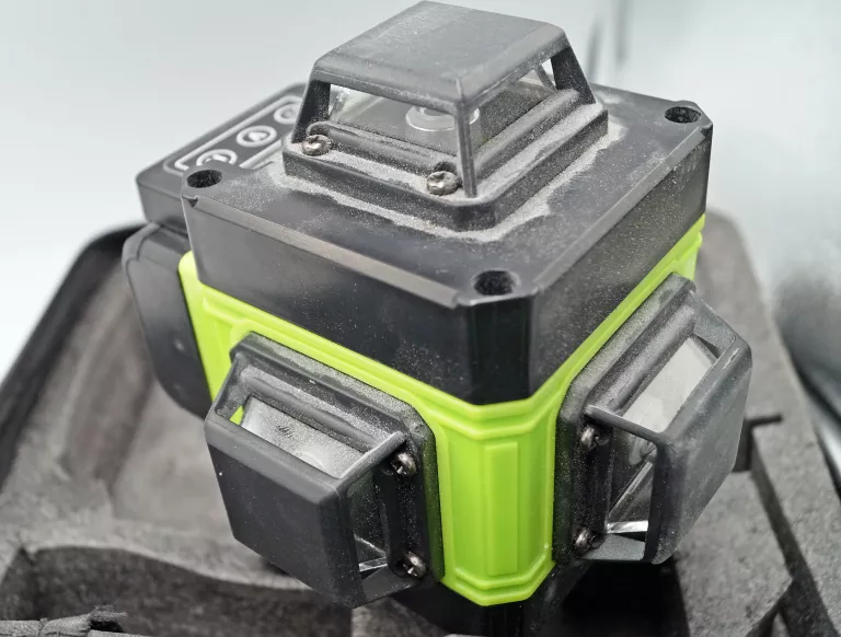 POZIOMICA LASEROWA SX-4D + STATYW