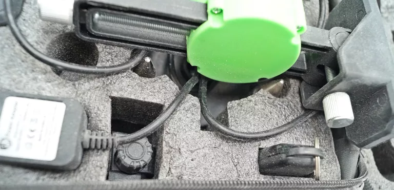 POZIOMICA LASEROWA SX-4D + STATYW