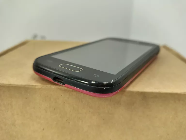 TELEFON SAMSUNG ACE 2 GT-I8160 CZERWONY