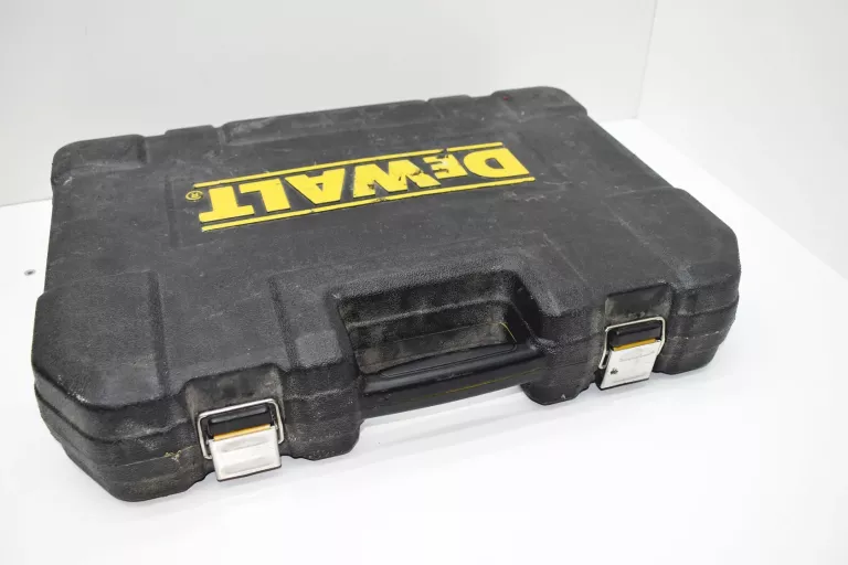 DEWALT ZESTAW KLUCZY NASADOWYCH 184EL. DWMT451841