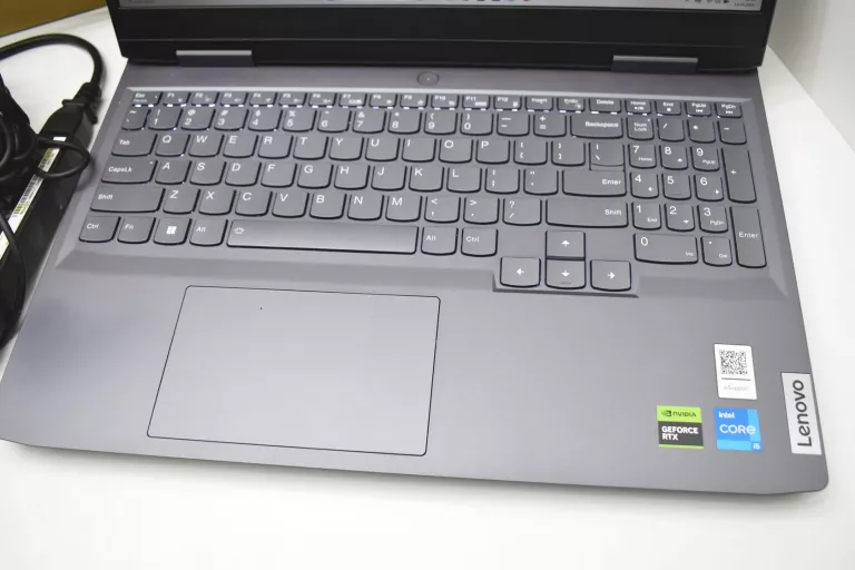 LAPTOP LENOVO 15IRH8 CORE I5-12 GEN RTX 4050 16/512