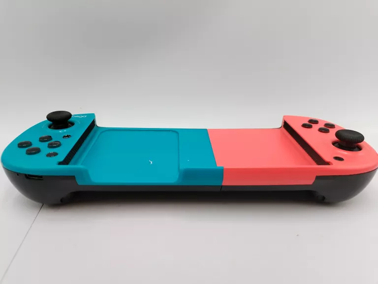 KONTROLER BEZPRZEWODOWY GAMEPAD IPEGA PG-9217B Z UCHWYTEM NA TELEFON