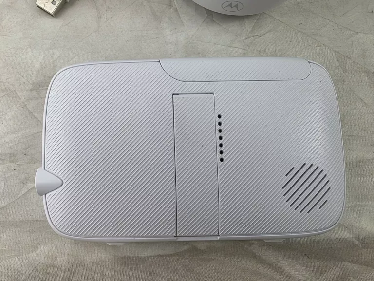 NIANIA ELEKTRONICZNA MOTOROLA BIAŁA KAMERA VM55