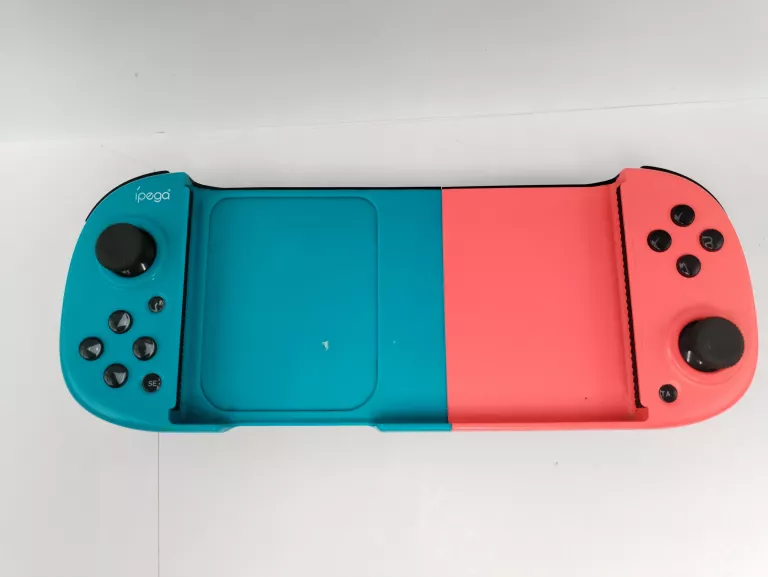 KONTROLER BEZPRZEWODOWY GAMEPAD IPEGA PG-9217B Z UCHWYTEM NA TELEFON