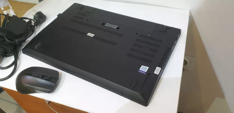 LAPTOP LENOVO T570+ŁAD