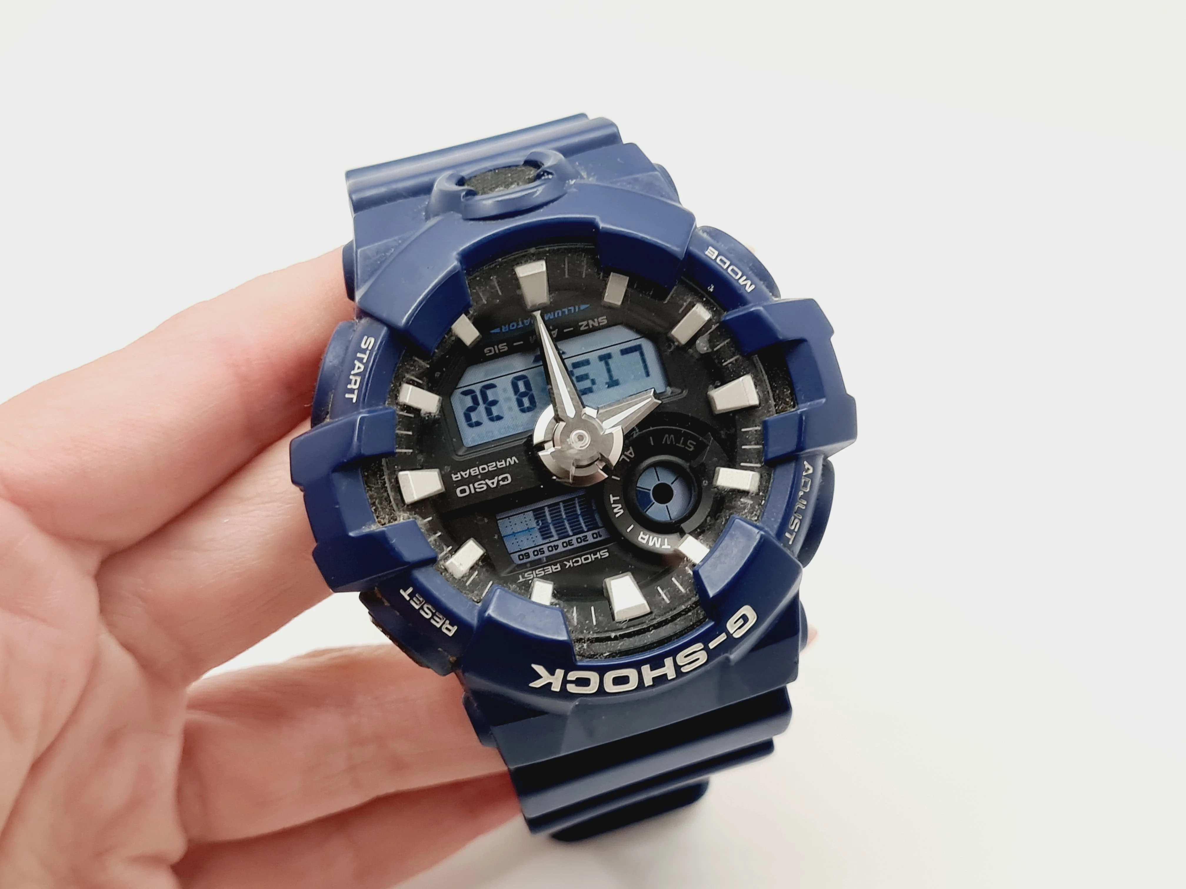 zegarek-meski-casio-g-shock-ga-700-grabiszynska-30-wroclaw