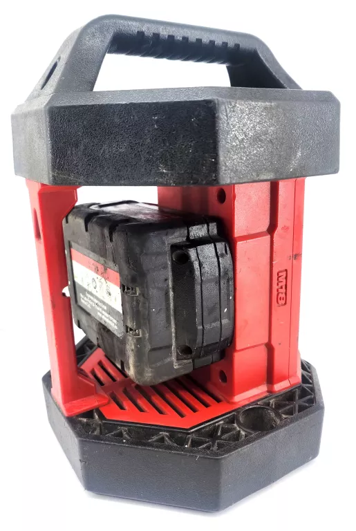 LAMPA MILLWAUKEE M18A AL +BATERIA 5.0 AH