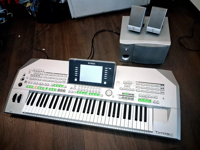 KEYBOARD YAMAHA TYROS 2 + GŁOŚNIKI + OKABLOWANIE NIESPRAWNE KLAWISZE!!
