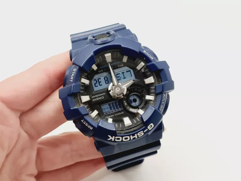 ZEGAREK MĘSKI CASIO G-SHOCK GA-700