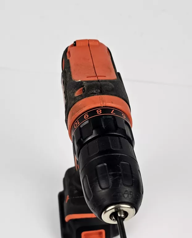 WKRĘTARKA BLACK + DECKER (BDCDD12) 10,8 V + AKUMULATOR