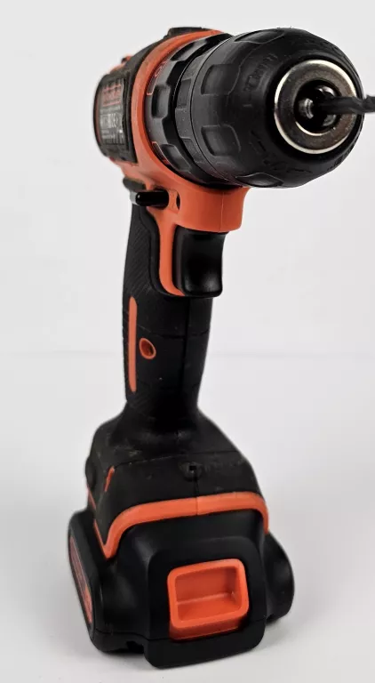 WKRĘTARKA BLACK + DECKER (BDCDD12) 10,8 V + AKUMULATOR