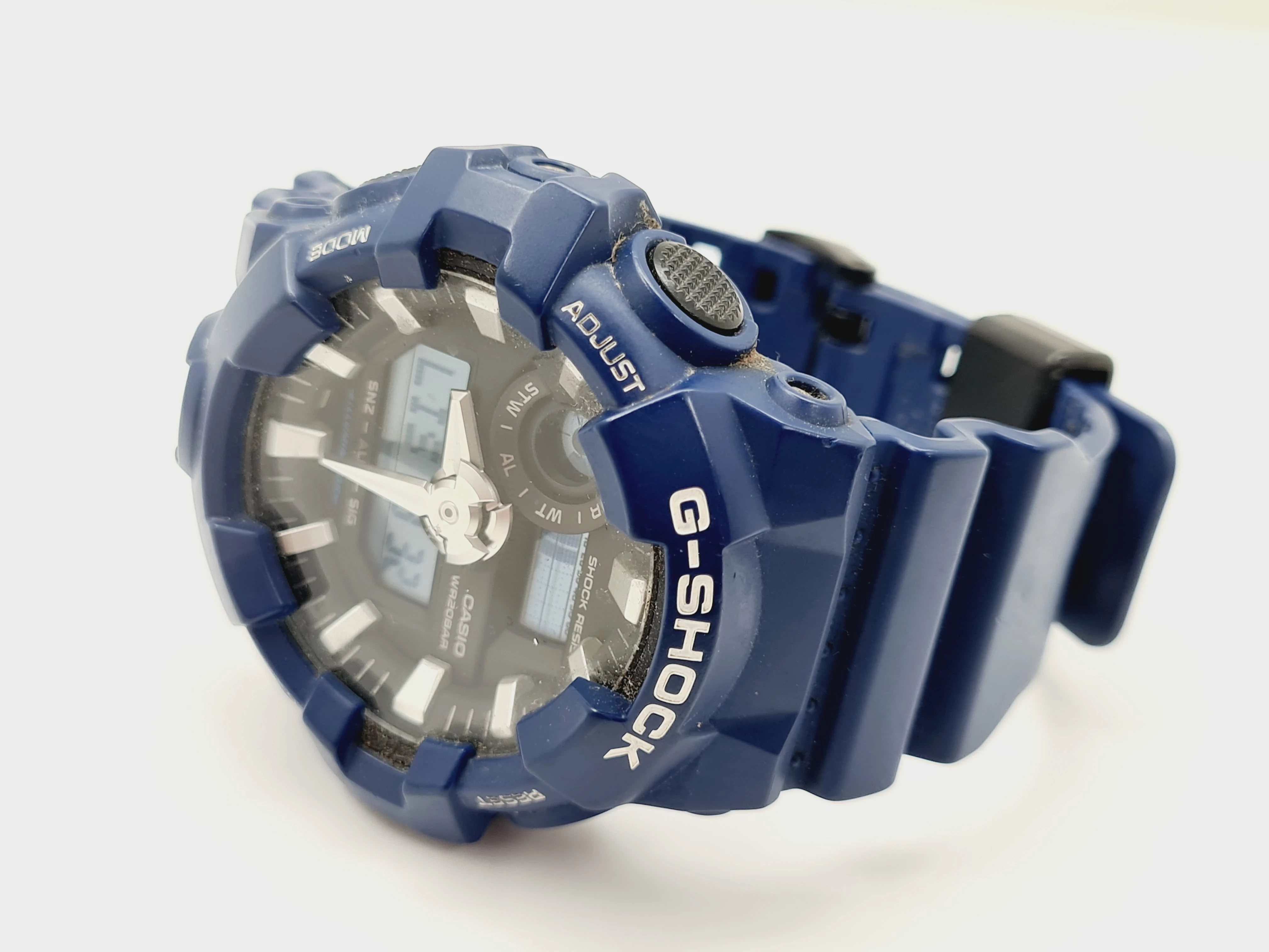 zegarek-meski-casio-g-shock-ga-700-ean-gtin-4549526317811