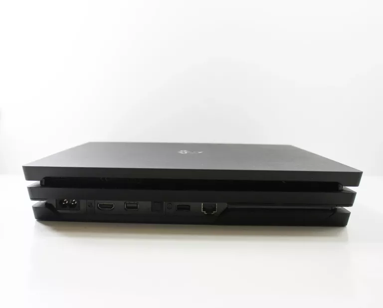 KONSOLA PS4 PRO 1TB PAD + GRY: HL, GOW