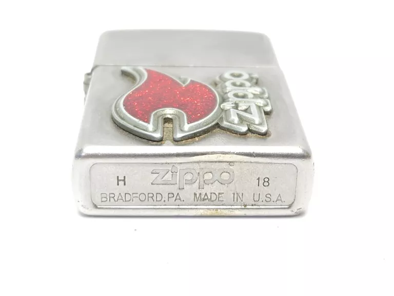 ZAPALNICZKA ZIPPO LOGO PŁOMIEŃ