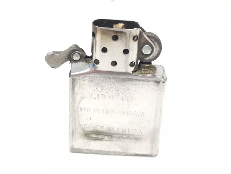 ZAPALNICZKA ZIPPO LOGO PŁOMIEŃ
