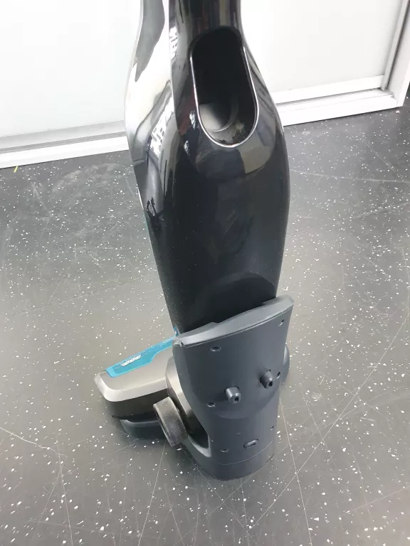 ODKURZACZ PIONOWY ETA MONETO AQUA PLUS 8449 90000
